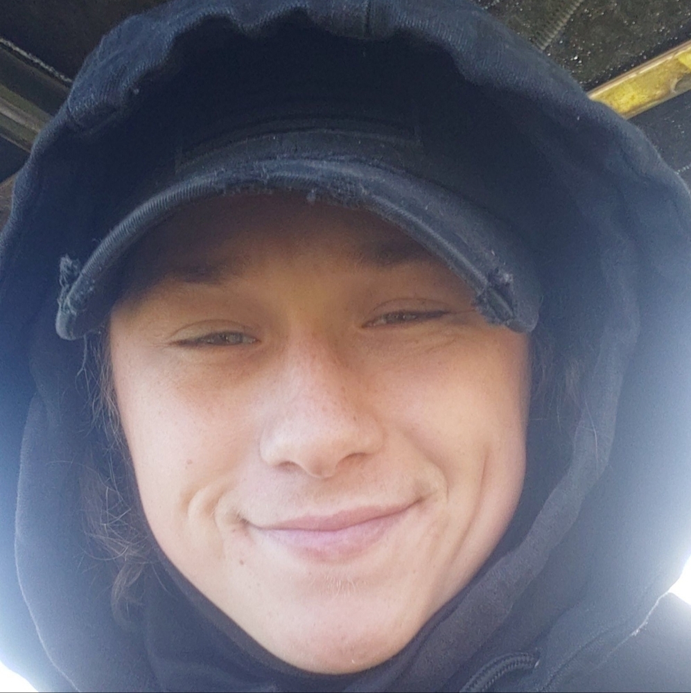 Meet your Posher, Daniel